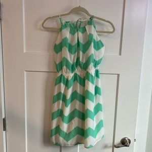 Chevron deadpan green and white dress